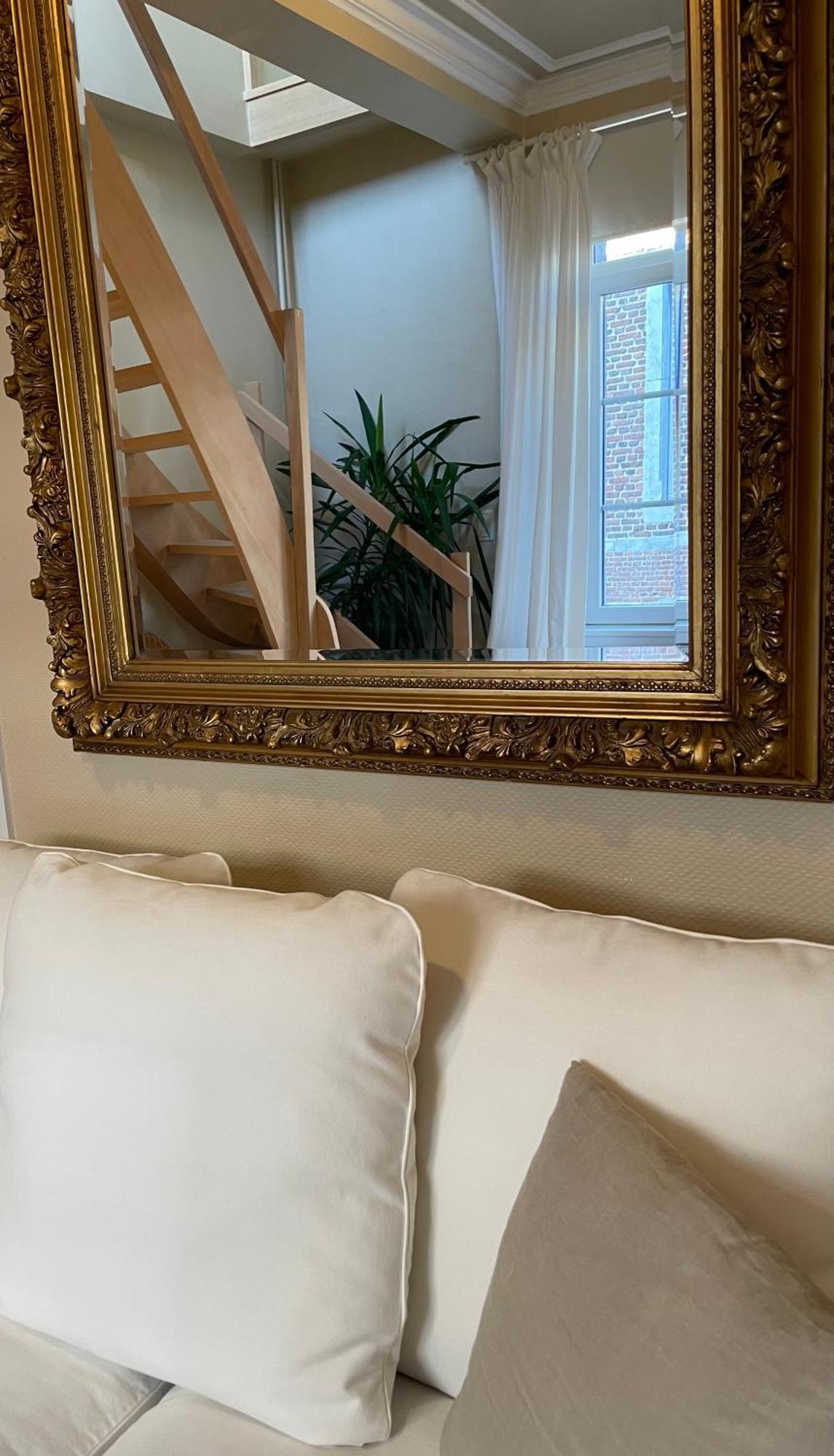 ナミュールLe 25, Duplex Elegant Au Coeur Du Pietonnier Historiqueアパートメント エクステリア 写真